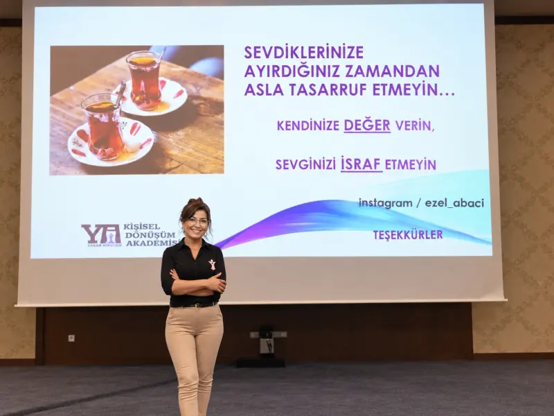 Ezel Abacı at the closing presentation of a training session