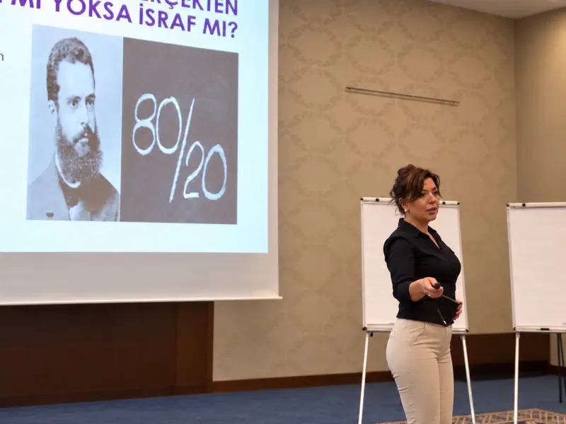 Ezel Abacı presenting at a corporate training session